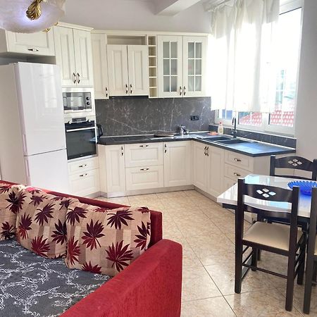 Tirana Apartment White Εξωτερικό φωτογραφία