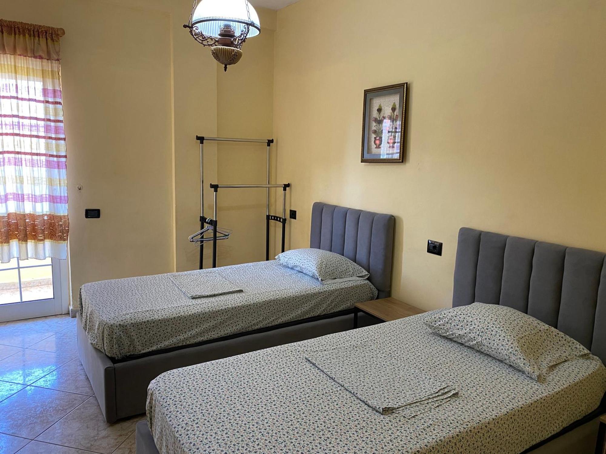 Tirana Apartment White Εξωτερικό φωτογραφία